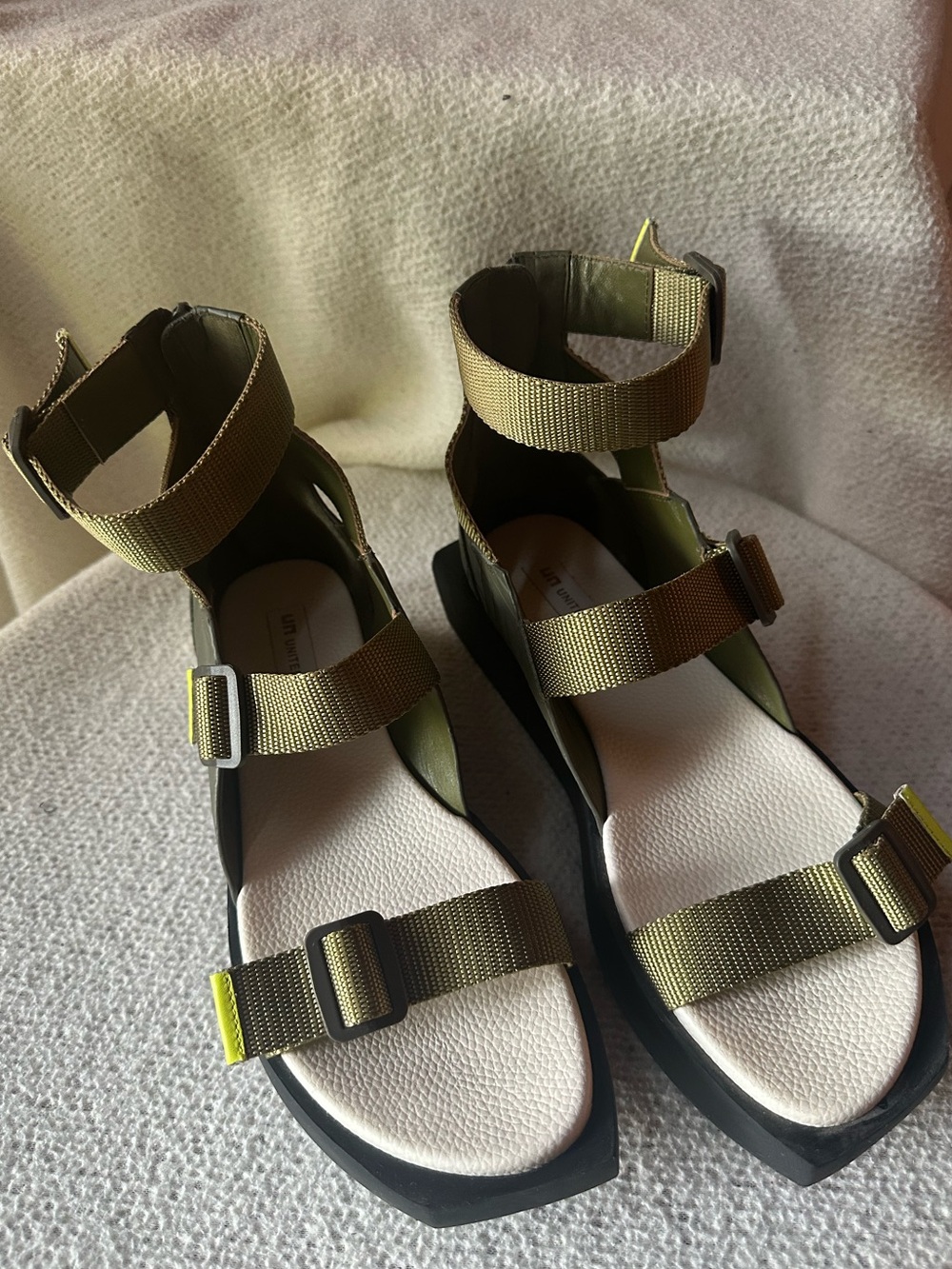 United Nude Su Lo sandals